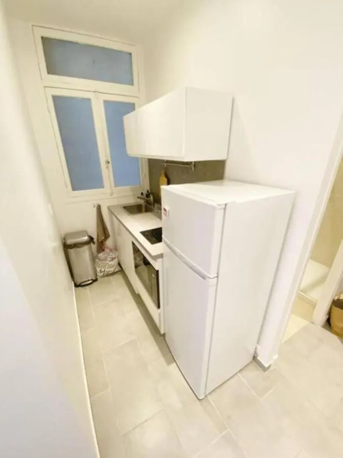 A Luxurious Apartment With Ac On Promenade Des Anglais Nizza